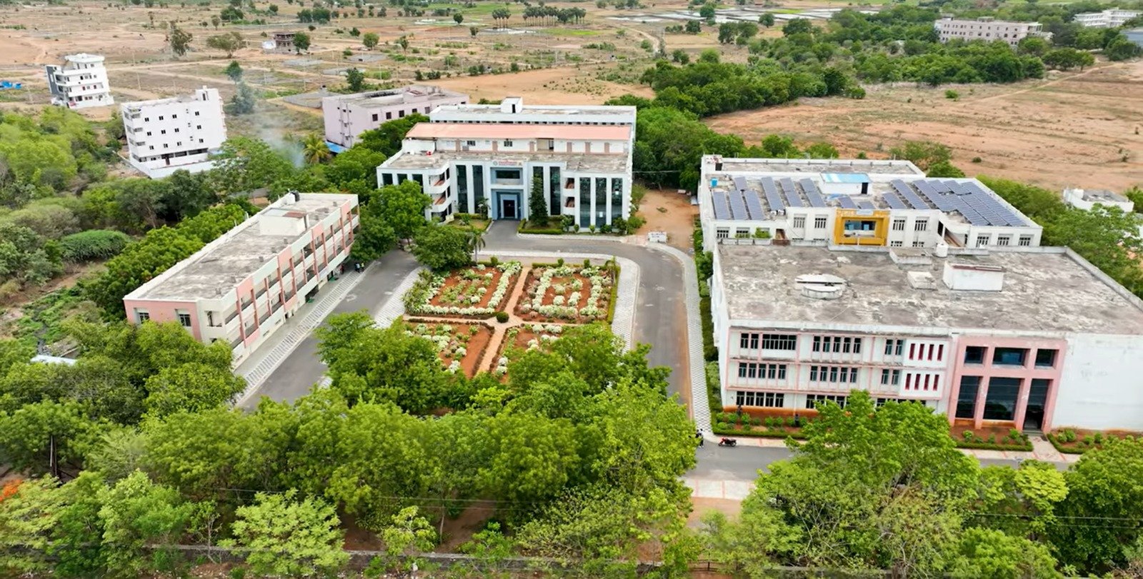 Vaageswari College of Pharmacy Campus