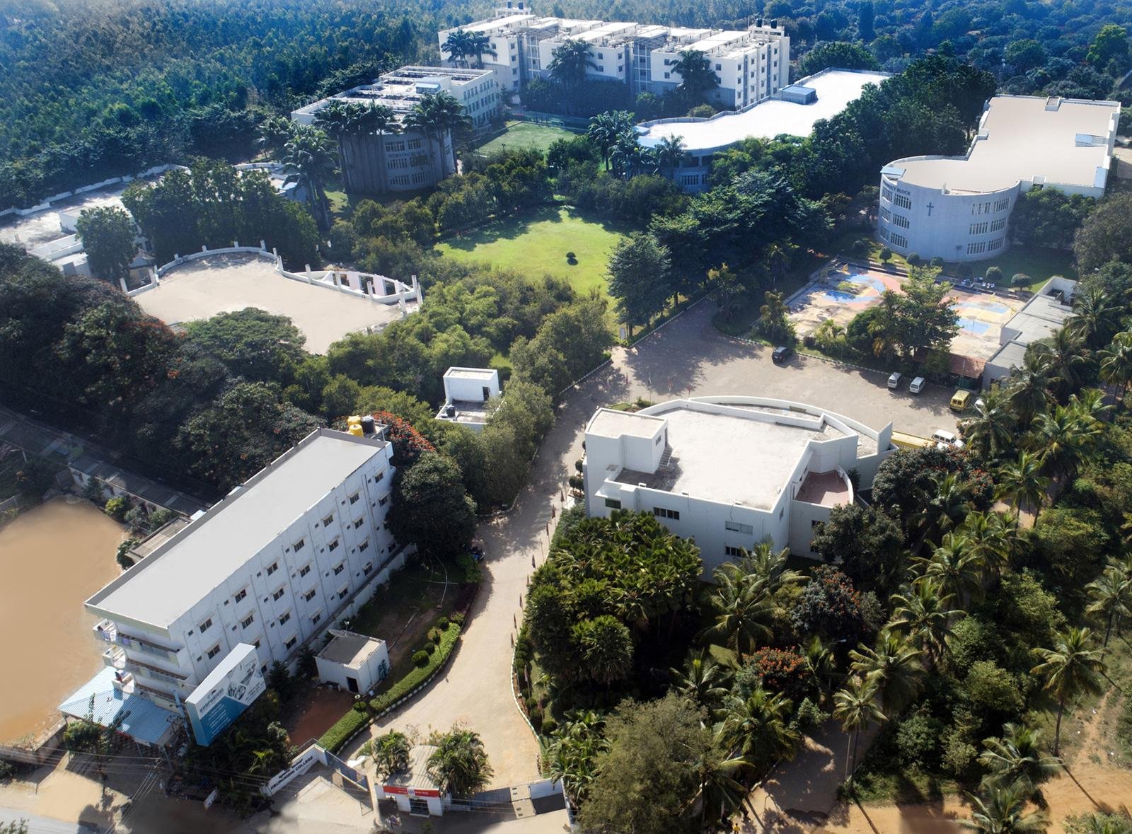 CAMPUS
