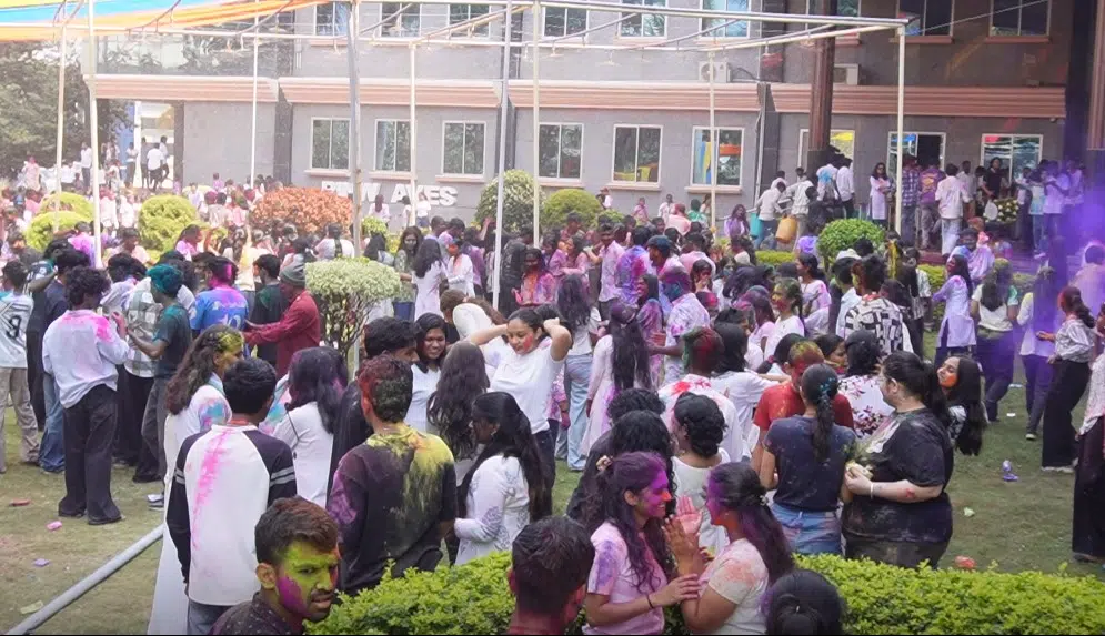 HOLI 2026